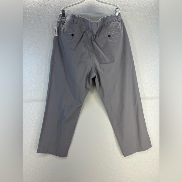 NWT Amazon Essentials Men's Classic-Fit Casual Stretch Chino Pant 44W X 28L - Picture 8 of 17